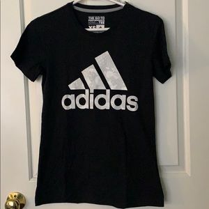 Short sleeve adidas top